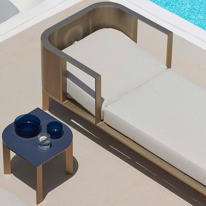 Outdoor Chairs B & B Hotel Cou - đánh giá và giá Outdoor Lighting Around Pool
